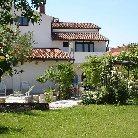 In With Air Conditioning, Wifi, Washing Machine 4982-7