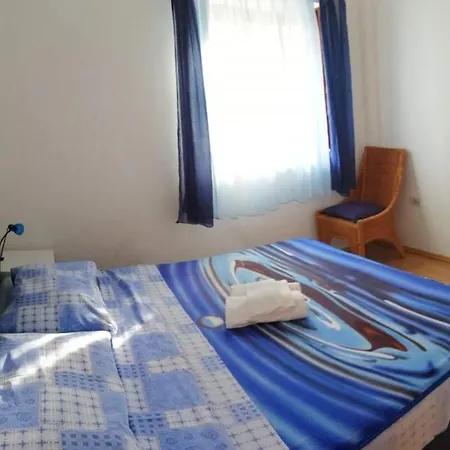 In With Air Conditioning, Wifi, Washing Machine 4982-7 Appartement *