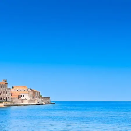 Appartement In With Air Conditioning, Wifi, Washing Machine 4982-7 *