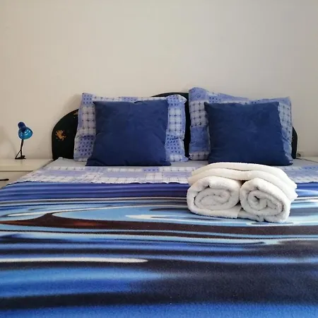 In With Air Conditioning, Wifi, Washing Machine 4982-7 *